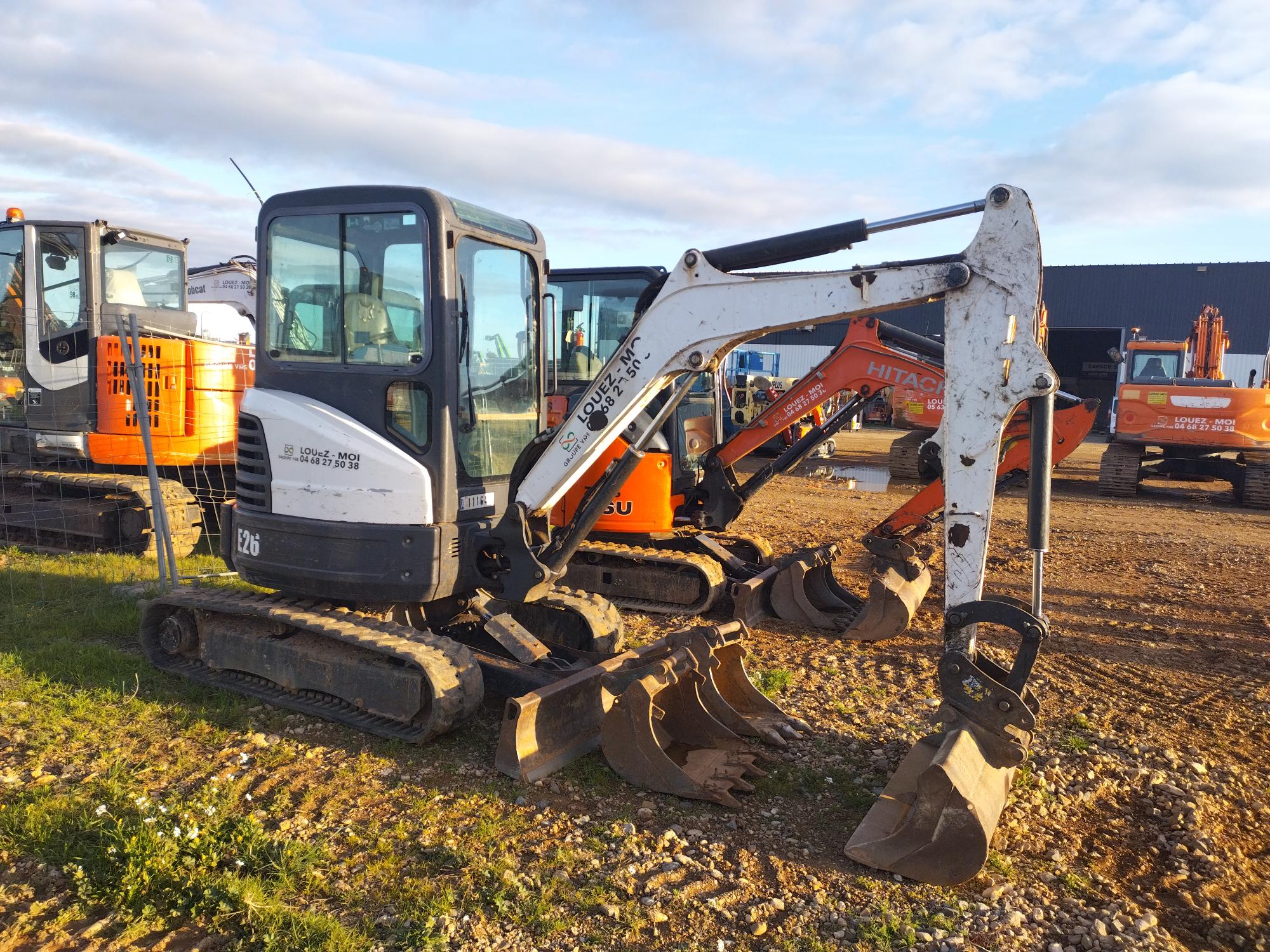 Mini Pelle Bobcat E26